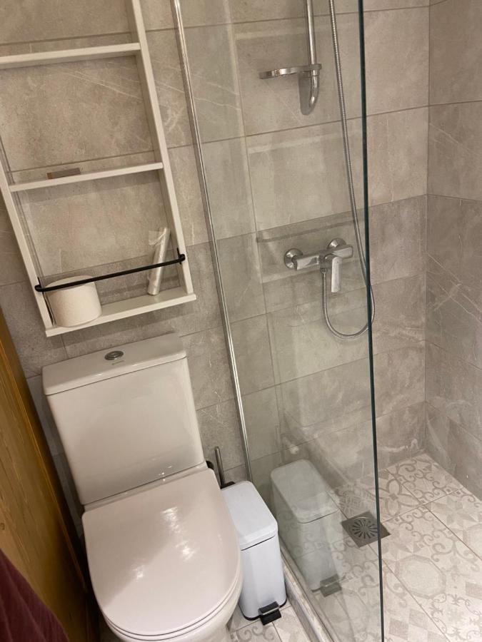 Pepper Tree Apartment Aegina Bagian luar foto